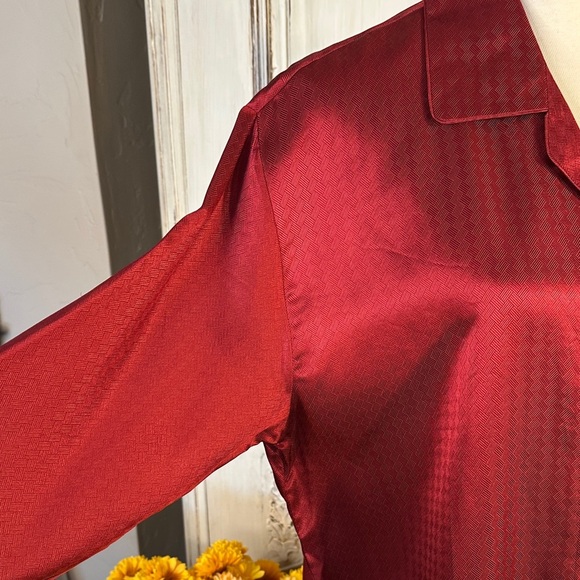 Silk Hemp Life Red Silk Satin Button-Up Pajama Top Button Down Shirt - Picture 6 of 12